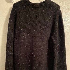 Men’s (or women’s) sweater
